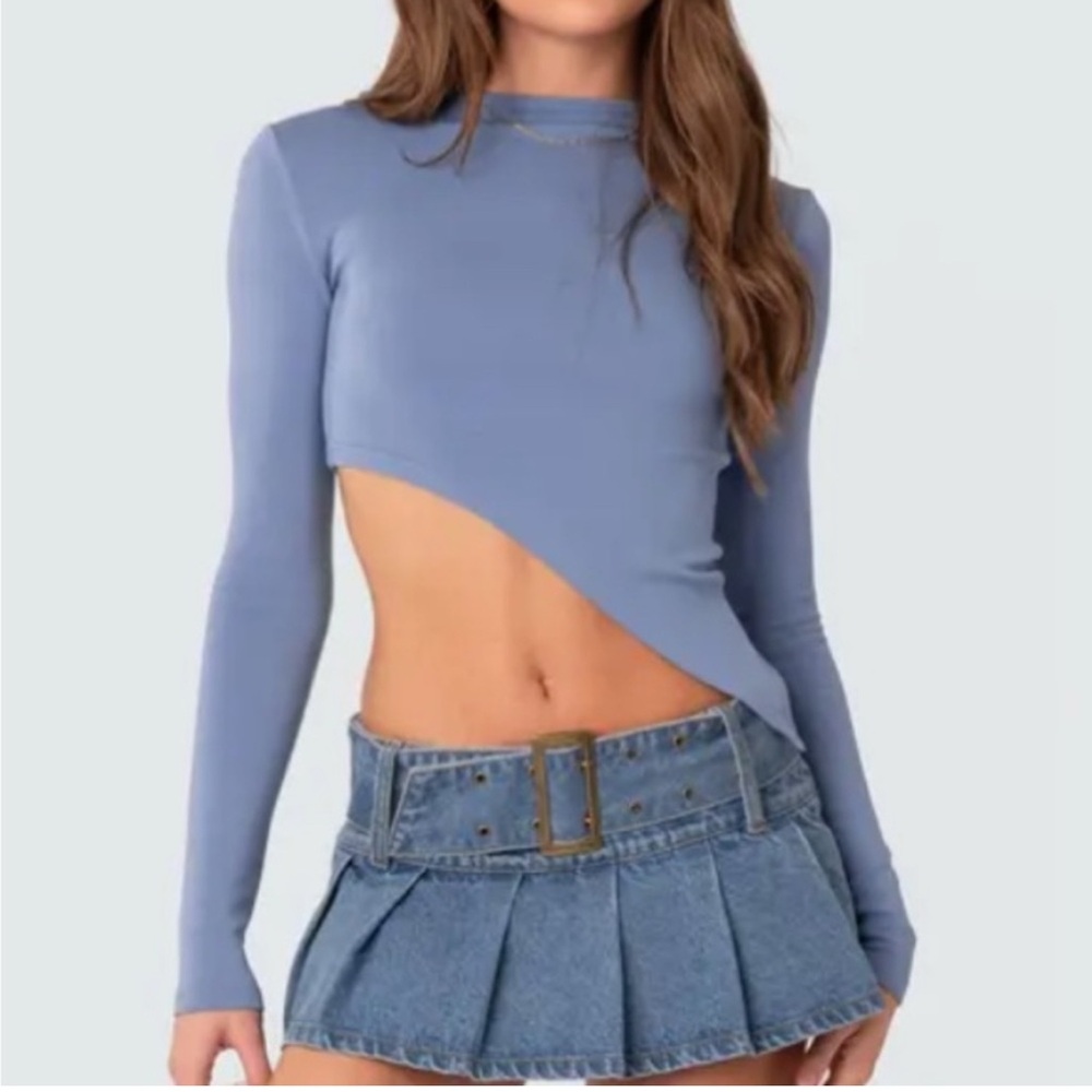 NWOT Edikted Riza Asymmetric Long Sleeve Top extra small blue